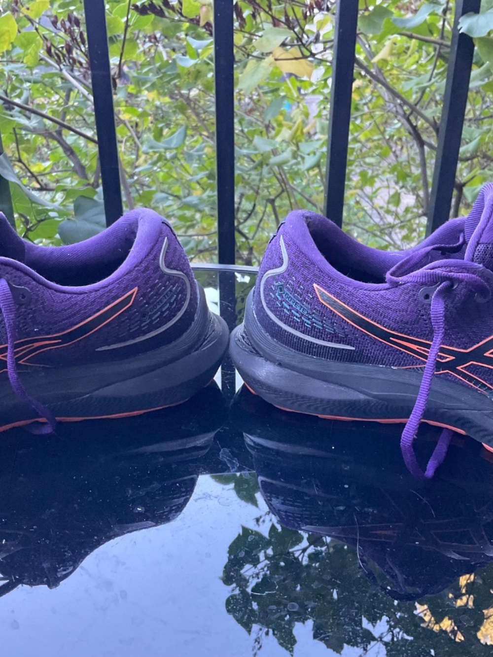 ASICS WOMNES Gel-Cumulus 24 Gore-Tex Size 9 Purple Running Shoes - Picture 4 of 9